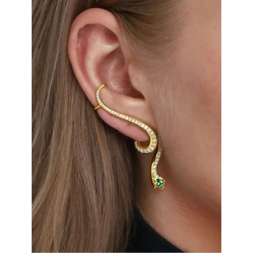 Gold Snake Ear Cuff A1761